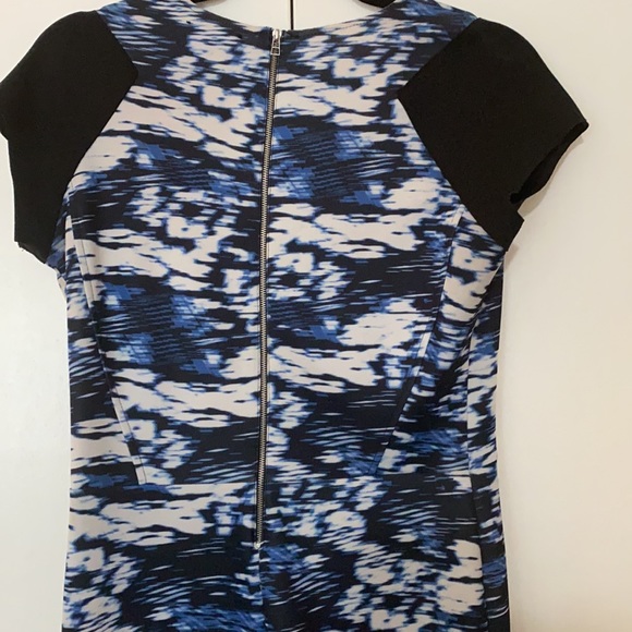 Fitted Zara dress with back zipper - Picture 4 of 4